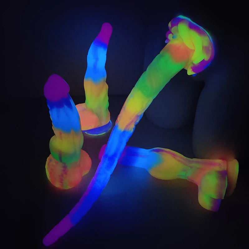 YOCY 2022 Fantasy Monster Dildo Luminous Huge Anal Plug With Suction Cup Dildo Mulit Colors Glowing Animal Sex Toy For Women Men