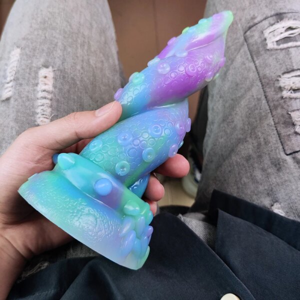 Octopus Dildo Fantasy Silicone Sex Toy Anal Butt Plug Luminous Toy With Powerful Suction Cup