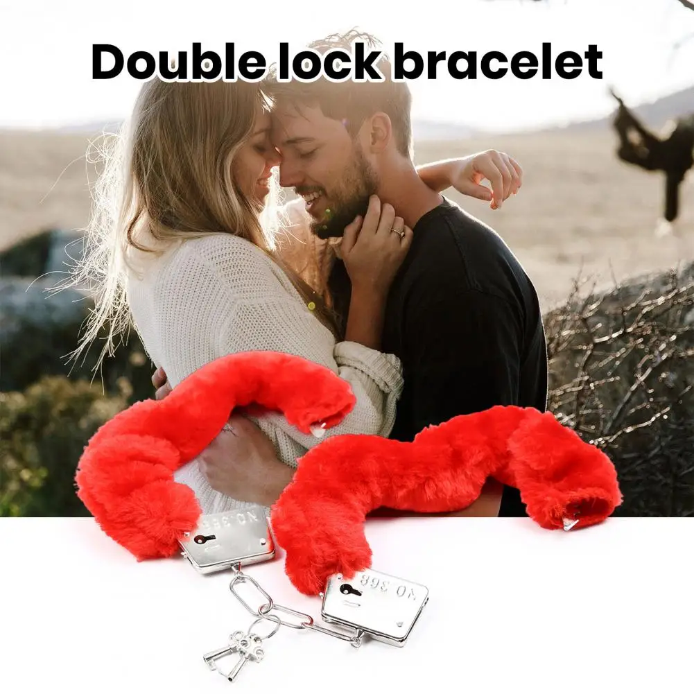 1 Pair Double Lock Manacle Faux Fur Bracelet Stainless Wrist Ankle O Ring Hand Cuffs Adult Couple Sex Toy Cops Criminal Cosplay 1 Pair Double Lock Manacle Faux Fur Bracelet Stainless Wrist Ankle O Ring Hand Cuffs Adult Couple Sex Toy Cops Criminal Cosplay