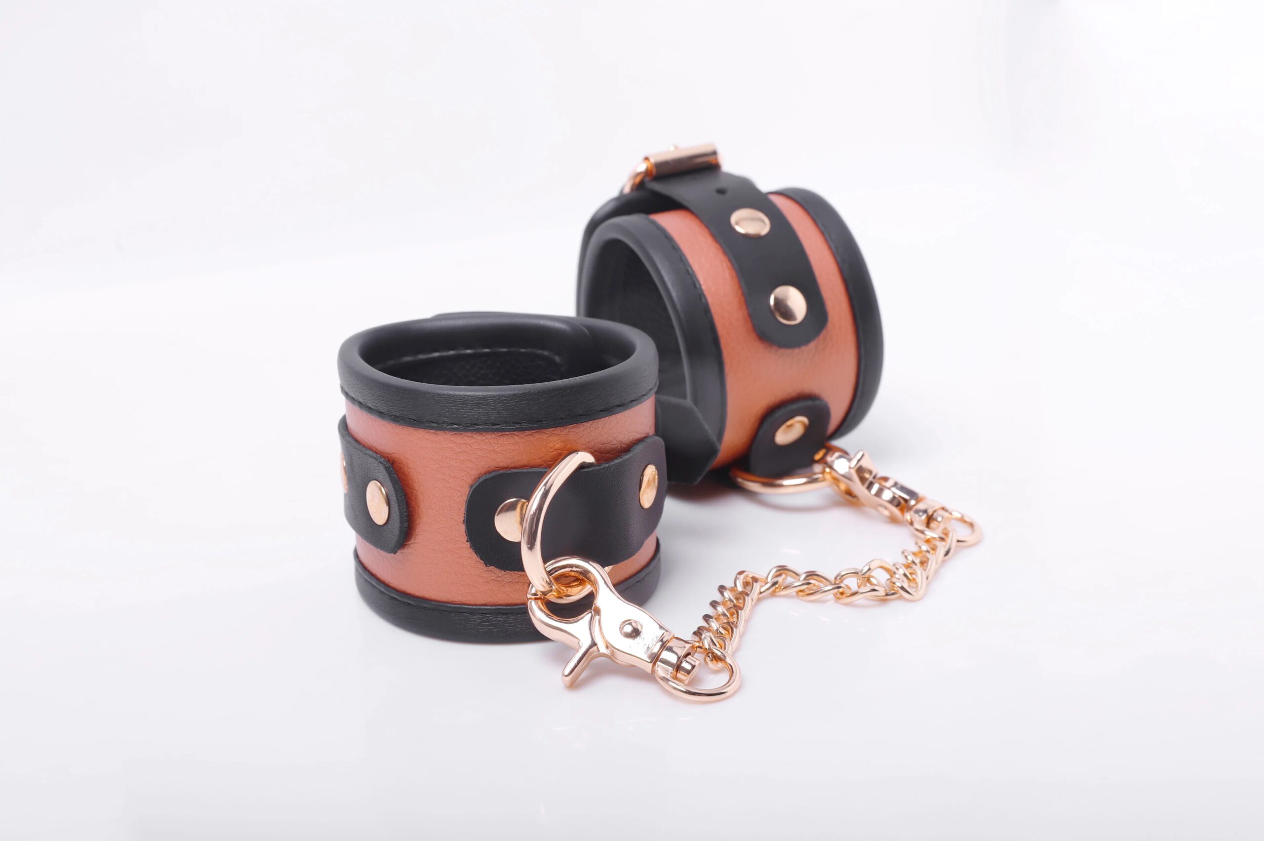Cowhide Handcuff Bdsm Bondage Set Adult Games Erotic Sex Toy For Woman Couples SM Fetish Slave Ankle Cuff Restraints Wrist Cuffs