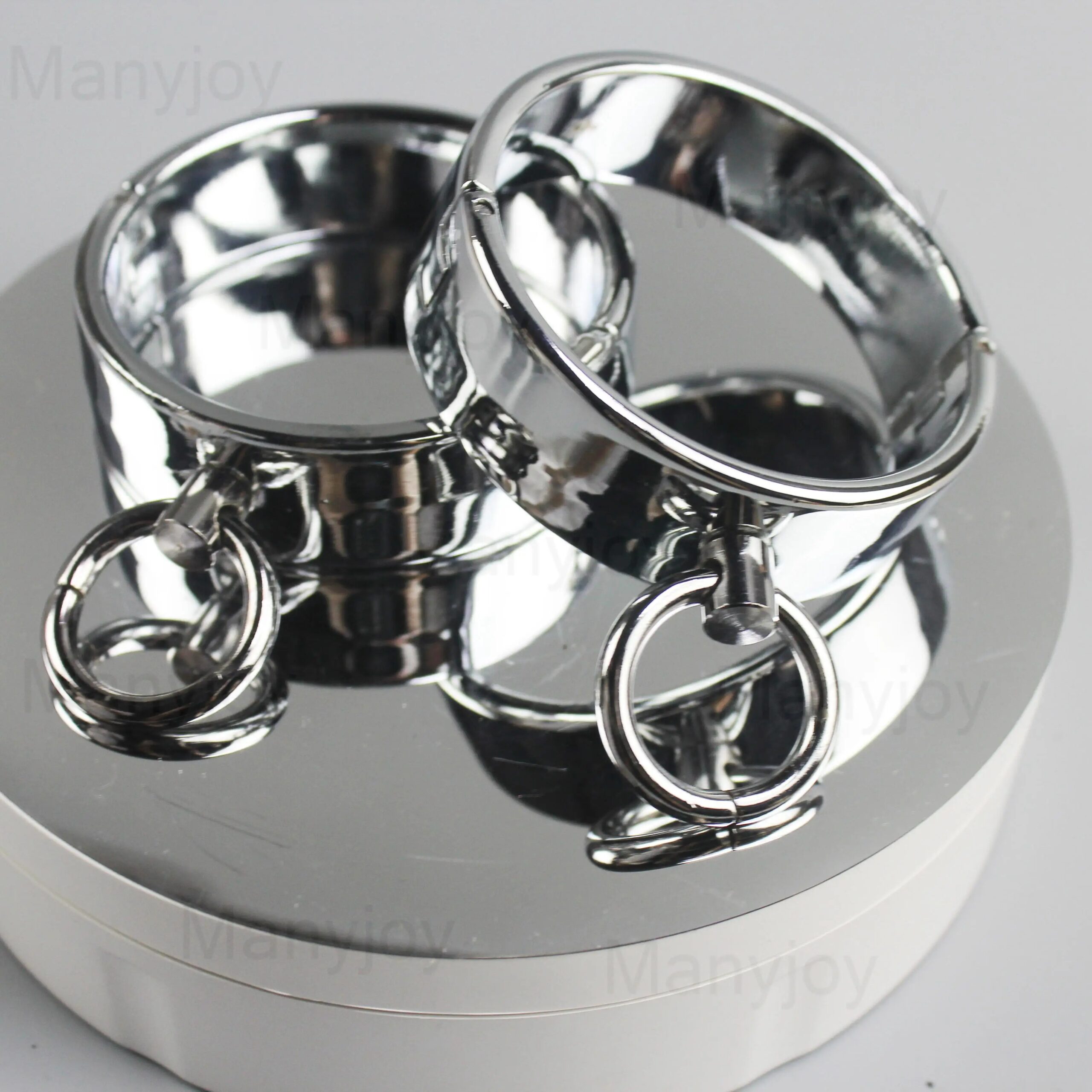 Stainless Steel Slave Handcuffs Restraint Rings Wrist Lock Ankle Cuffs Restraints Legcuffs Erotic Slave Sex Furniture Adult Toys