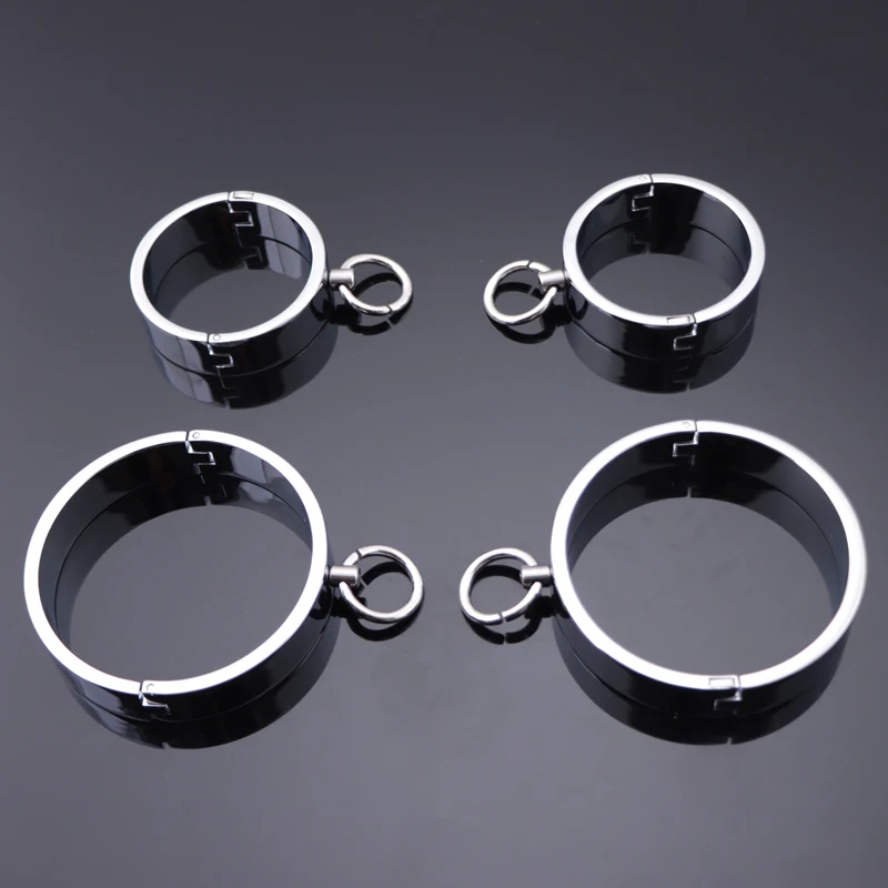 Metal Lock Shackles Female Male Handcuff Metal Ankle Cuffs Wrist Cuff For Couple BDSM Bondage Restraints Adult Game Sex Toys 18+