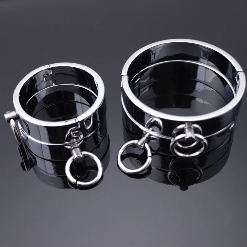 Metal Lock Shackles Female Male Handcuff Metal Ankle Cuffs Wrist Cuff For Couple BDSM Bondage Restraints Adult Game Sex Toys 18+