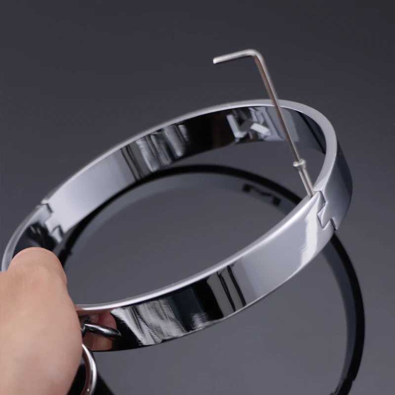 Metal Lock Shackles Female Male Handcuff Metal Ankle Cuffs Wrist Cuff For Couple BDSM Bondage Restraints Adult Game Sex Toys 18+
