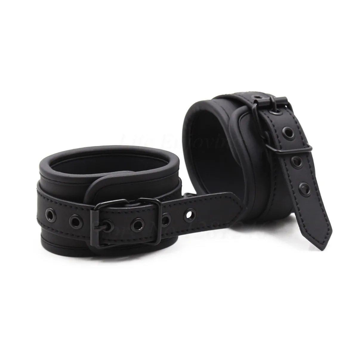 New Fetish Sexy BDSM Bondage Handcuff Ankle Cuff Neck Collar PU Leather Wrist Cuffs Sex Toys for Couples Game Erotic Accessories New Fetish Sexy BDSM Bondage Handcuff Ankle Cuff Neck Collar PU Leather Wrist Cuffs Sex Toys for Couples Game Erotic Accessories