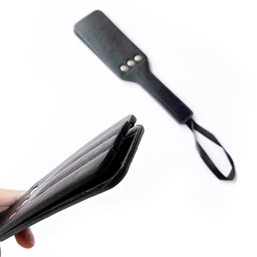 Bondage PU Leather Spanking Paddle Flirt Fetish Slave Flogger Whip Sex Toys Adult Couples Valentine's Day Game Bondage PU Leather Spanking Paddle Flirt Fetish Slave Flogger Whip Sex Toys Adult Couples Valentine's Day Game