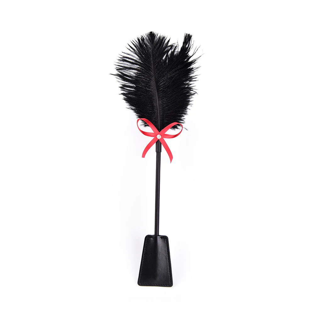 1PC PU Leather Sexy Whip For Lovers Couples Spanking Paddle Slap Clap Flap On Butt With Flirt Tickle Feather SM Sexy Game Toy
