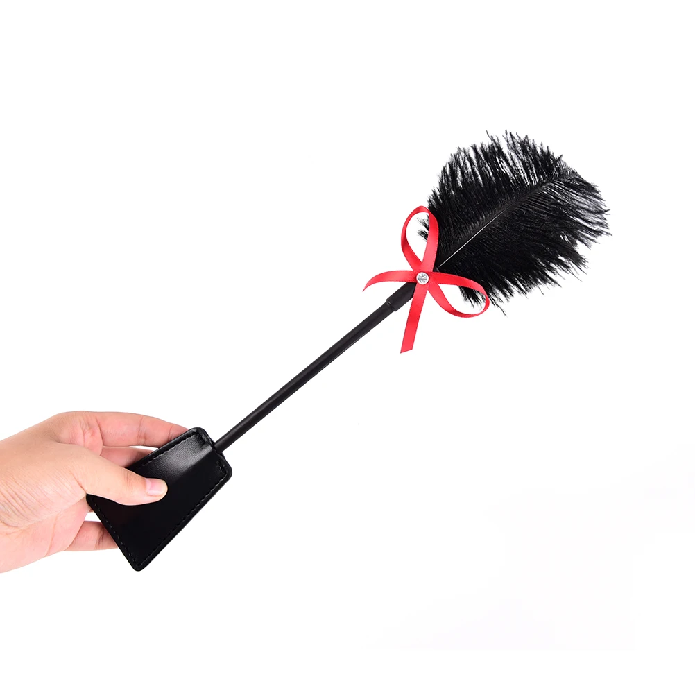 1PC PU Leather Sexy Whip For Lovers Couples Spanking Paddle Slap Clap Flap On Butt With Flirt Tickle Feather SM Sexy Game Toy