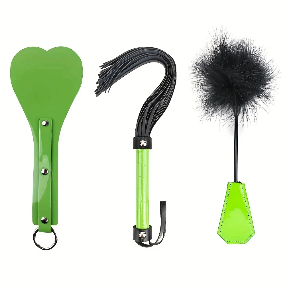 Leather Bondage Restraint Kit Slave Paddles Horse Crop Whip in Bed Festish Feather Tickler Alternative Sex Toys For Couples