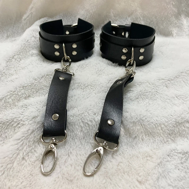 Adult Sex Handcuffs Restraint Game Leather Erotic Accessories Black Bracelet Adjustable Porn Manacles Couple Bondage Lingerie