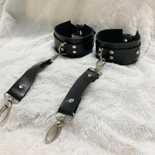 Adult Sex Handcuffs Restraint Game Leather Erotic Accessories Black Bracelet Adjustable Porn Manacles Couple Bondage Lingerie