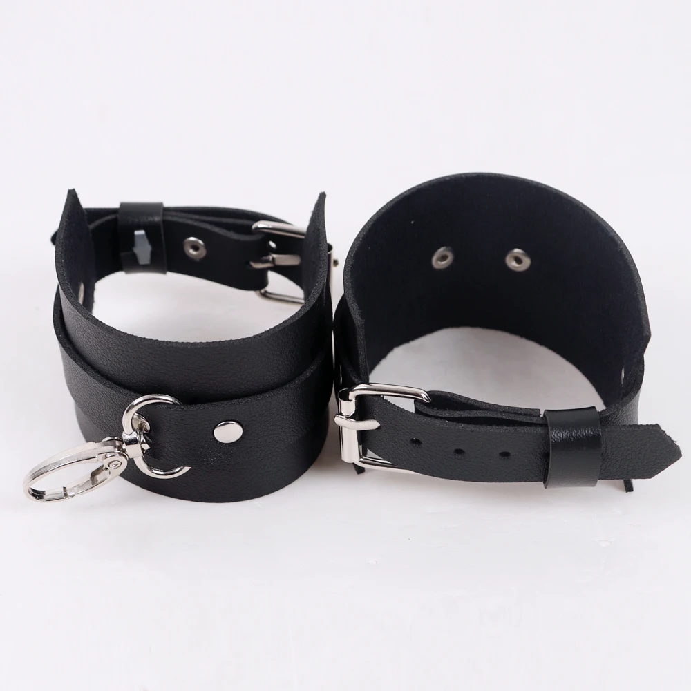 Sexy Adjustable Leather Handcuffs For Sex Toys For Woman Couples Hang Buckle Link Bdsm Bondage Restraints Exotic Accessories Sexy Adjustable Leather Handcuffs For Sex Toys For Woman Couples Hang Buckle Link Bdsm Bondage Restraints Exotic Accessories