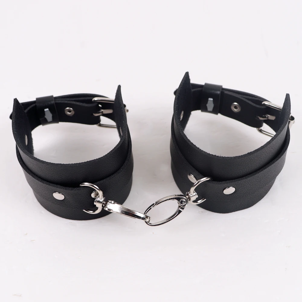 Sexy Adjustable Leather Handcuffs For Sex Toys For Woman Couples Hang Buckle Link Bdsm Bondage Restraints Exotic Accessories Sexy Adjustable Leather Handcuffs For Sex Toys For Woman Couples Hang Buckle Link Bdsm Bondage Restraints Exotic Accessories