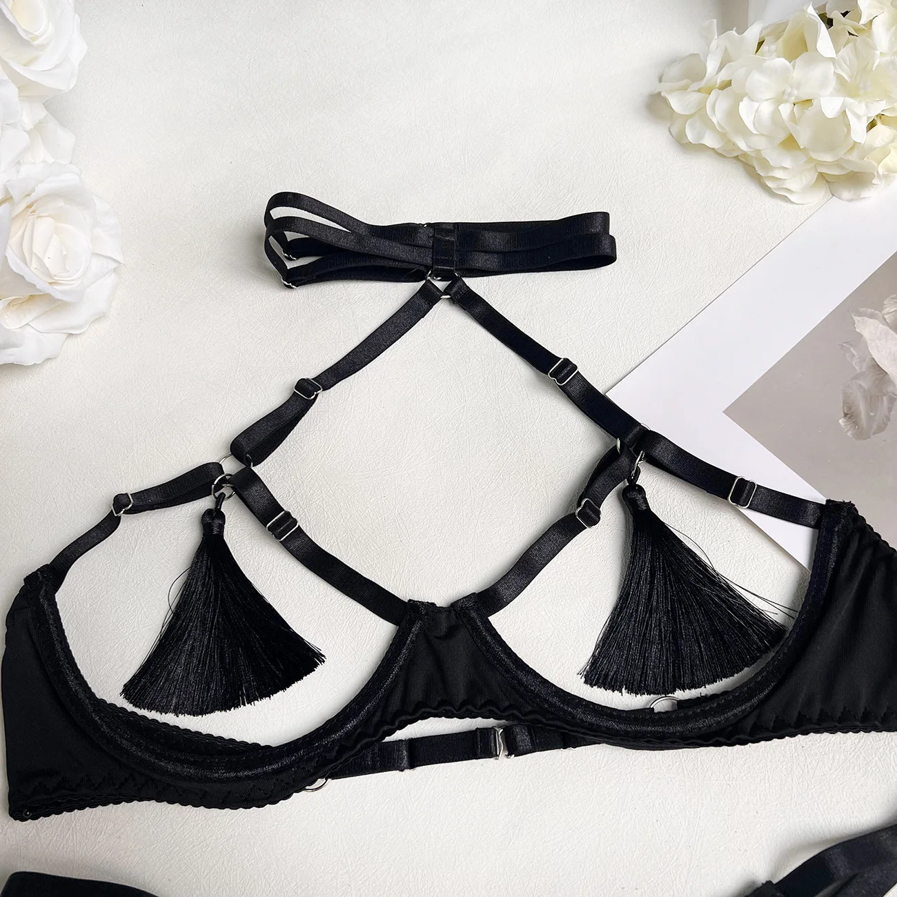 Yimunancy Tassel Lingerie Set Women Halter Cut Out Sexy Erotic Set Red/Black Back Open Brief Kit Yimunancy Tassel Lingerie Set Women Halter Cut Out Sexy Erotic Set Red/Black Back Open Brief Kit