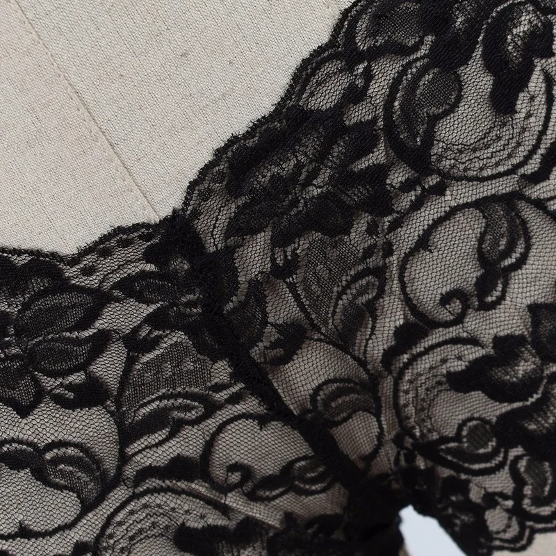 Sexy Mesh Lace Panties Women Strings Floral Transparent Thongs Low Waist Briefs Women Underwear for Ladies Erotic Sexy Lingerie