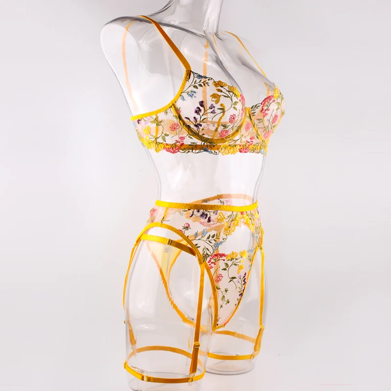 Ellolace Lingerie Sensual Lace Underwear Transparent Embroidery 3-Piece Garters Fancy Beautiful Short Skin Care Kits Intimate