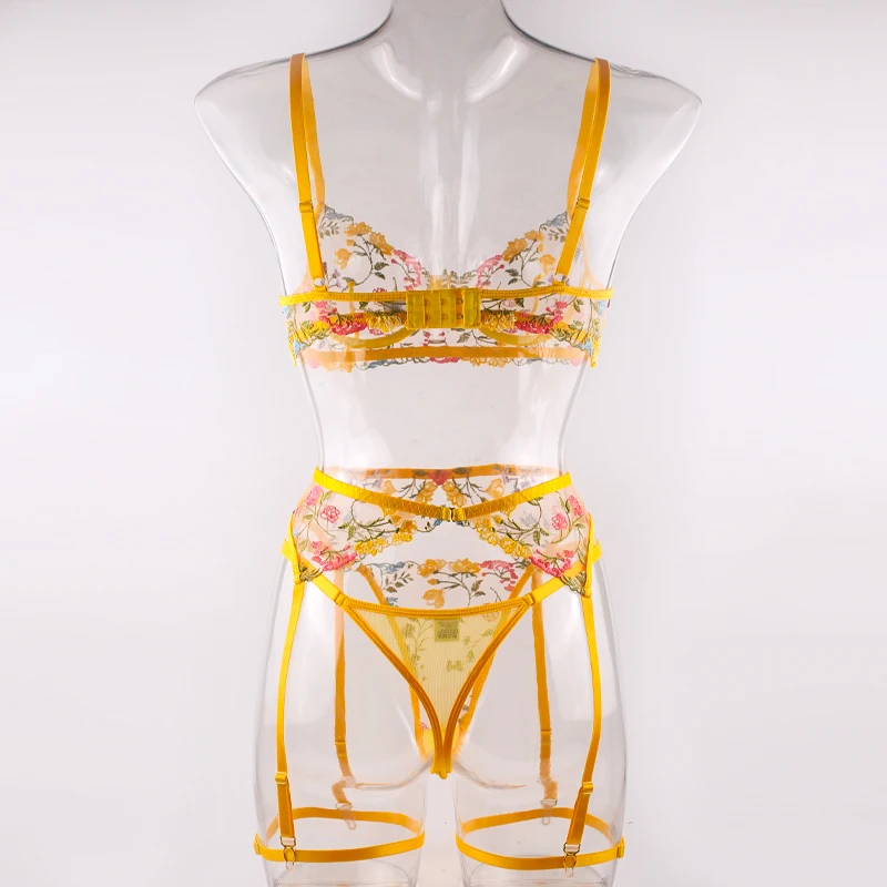 Ellolace Lingerie Sensual Lace Underwear Transparent Embroidery 3-Piece Garters Fancy Beautiful Short Skin Care Kits Intimate