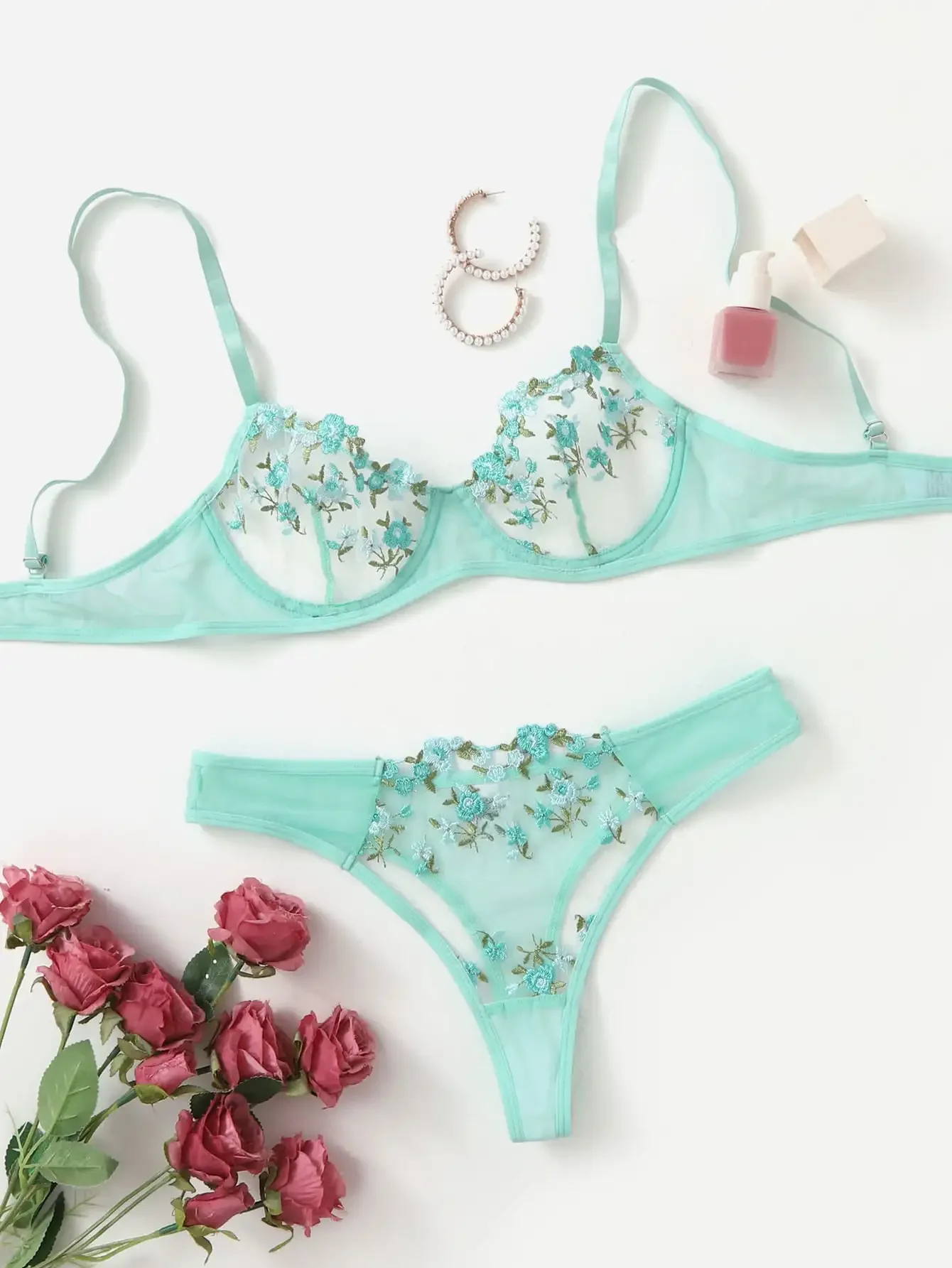 Sexy Lingerie Woman Lace Transparent Underwear Fairy Embroidery Brief Sets Delicate Bra Kit Push Up Breves Sets Sexy Lingerie Woman Lace Transparent Underwear Fairy Embroidery Brief Sets Delicate Bra Kit Push Up Breves Sets