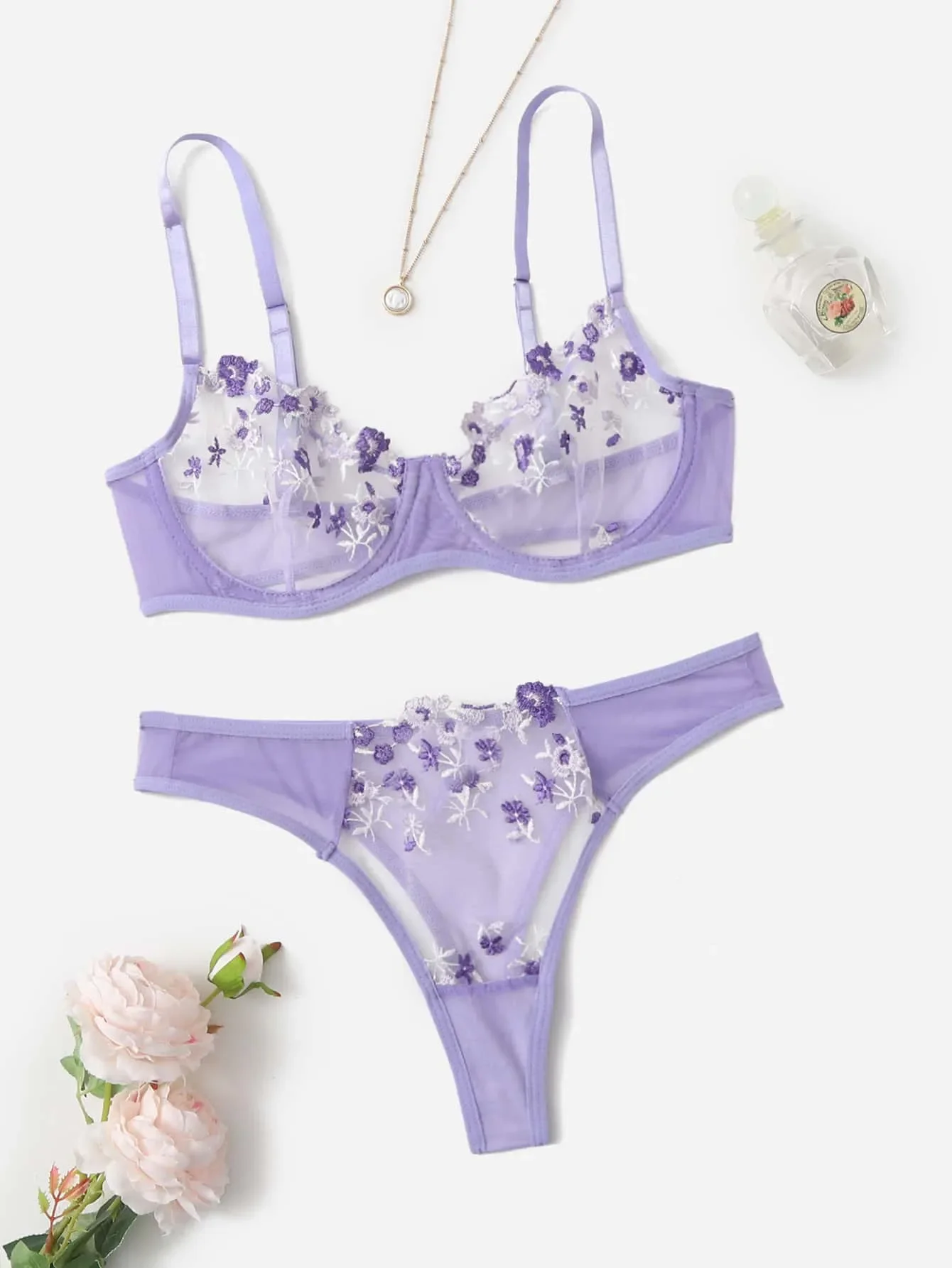 Sexy Lingerie Woman Lace Transparent Underwear Fairy Embroidery Brief Sets Delicate Bra Kit Push Up Breves Sets Sexy Lingerie Woman Lace Transparent Underwear Fairy Embroidery Brief Sets Delicate Bra Kit Push Up Breves Sets