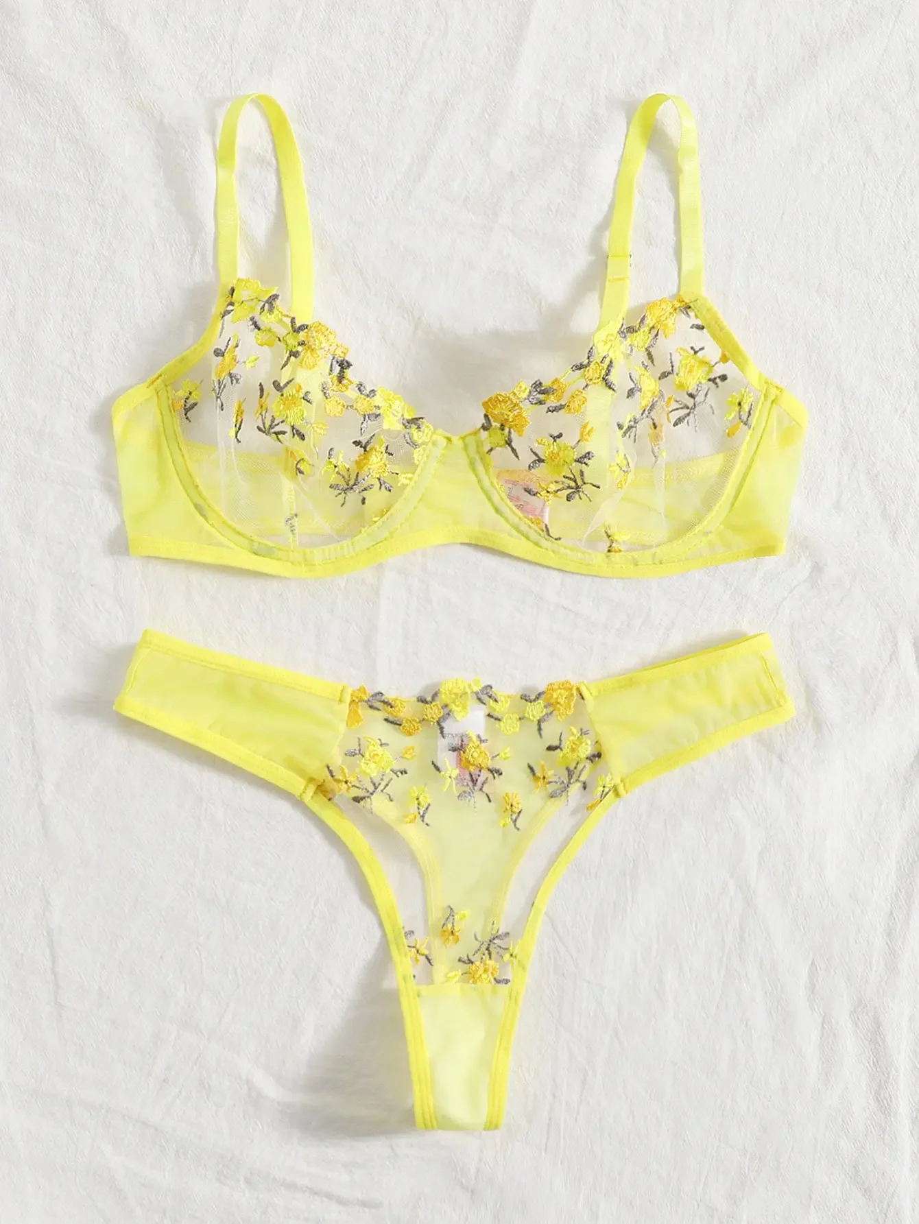 Sexy Lingerie Woman Lace Transparent Underwear Fairy Embroidery Brief Sets Delicate Bra Kit Push Up Breves Sets Sexy Lingerie Woman Lace Transparent Underwear Fairy Embroidery Brief Sets Delicate Bra Kit Push Up Breves Sets