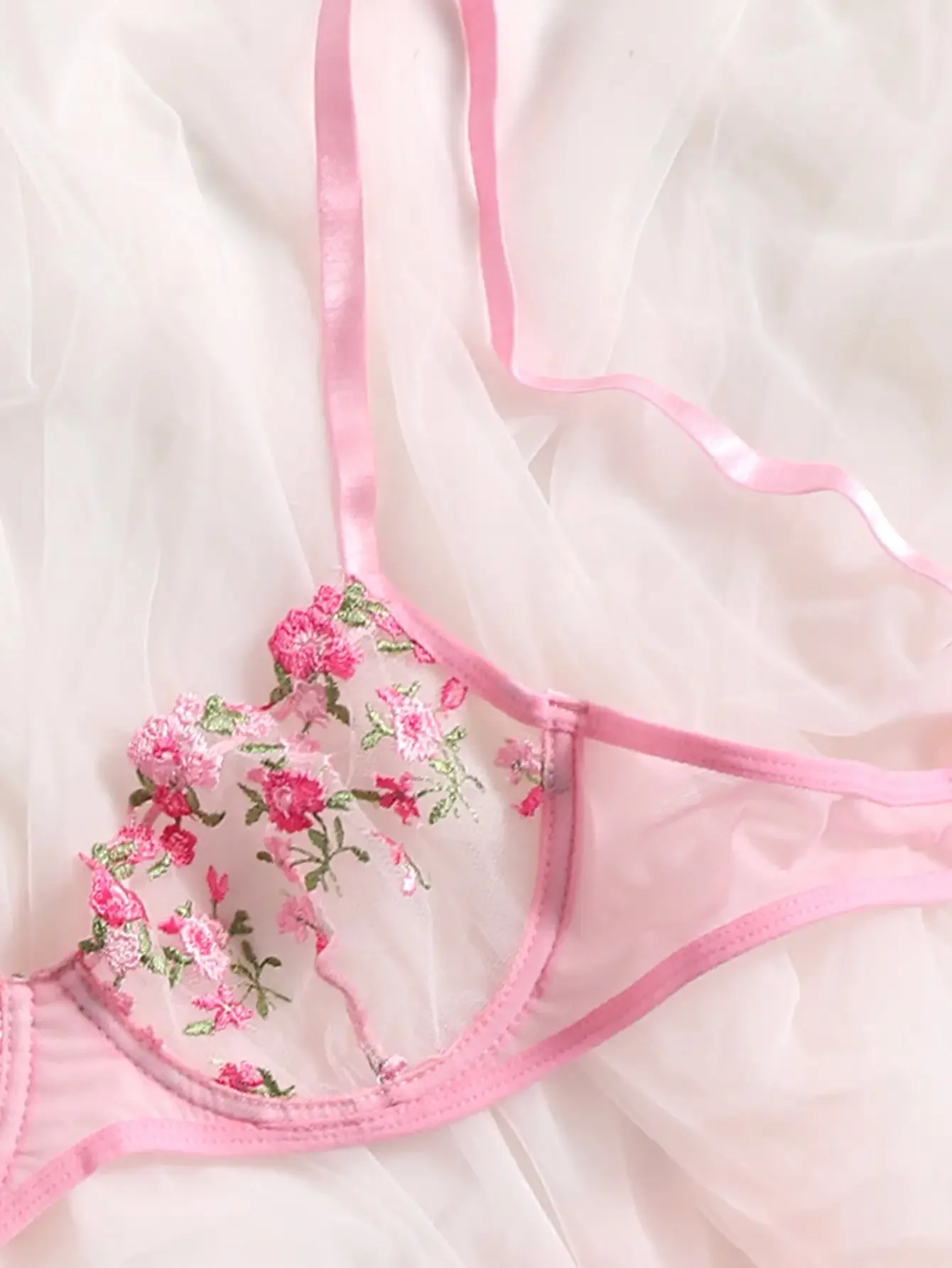 Sexy Lingerie Woman Lace Transparent Underwear Fairy Embroidery Brief Sets Delicate Bra Kit Push Up Breves Sets Sexy Lingerie Woman Lace Transparent Underwear Fairy Embroidery Brief Sets Delicate Bra Kit Push Up Breves Sets