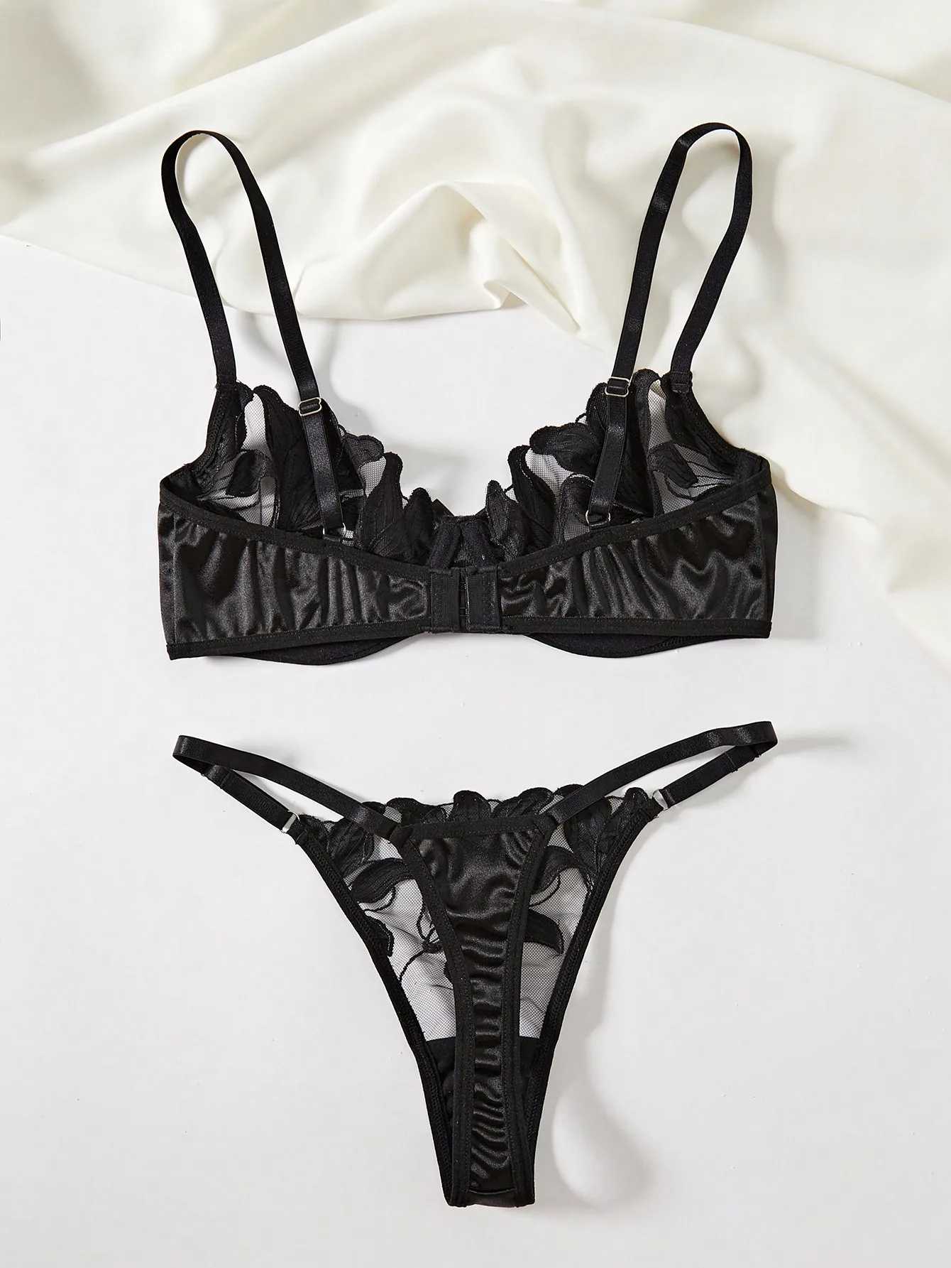 Transparent Floral Two Pieces Exquisite Lace Lingerie Set Ultrathin Bra Briefs Set Solid Exotic Lingerie For Ladies 2024 Transparent Floral Two Pieces Exquisite Lace Lingerie Set Ultrathin Bra Briefs Set Solid Exotic Lingerie For Ladies 2024