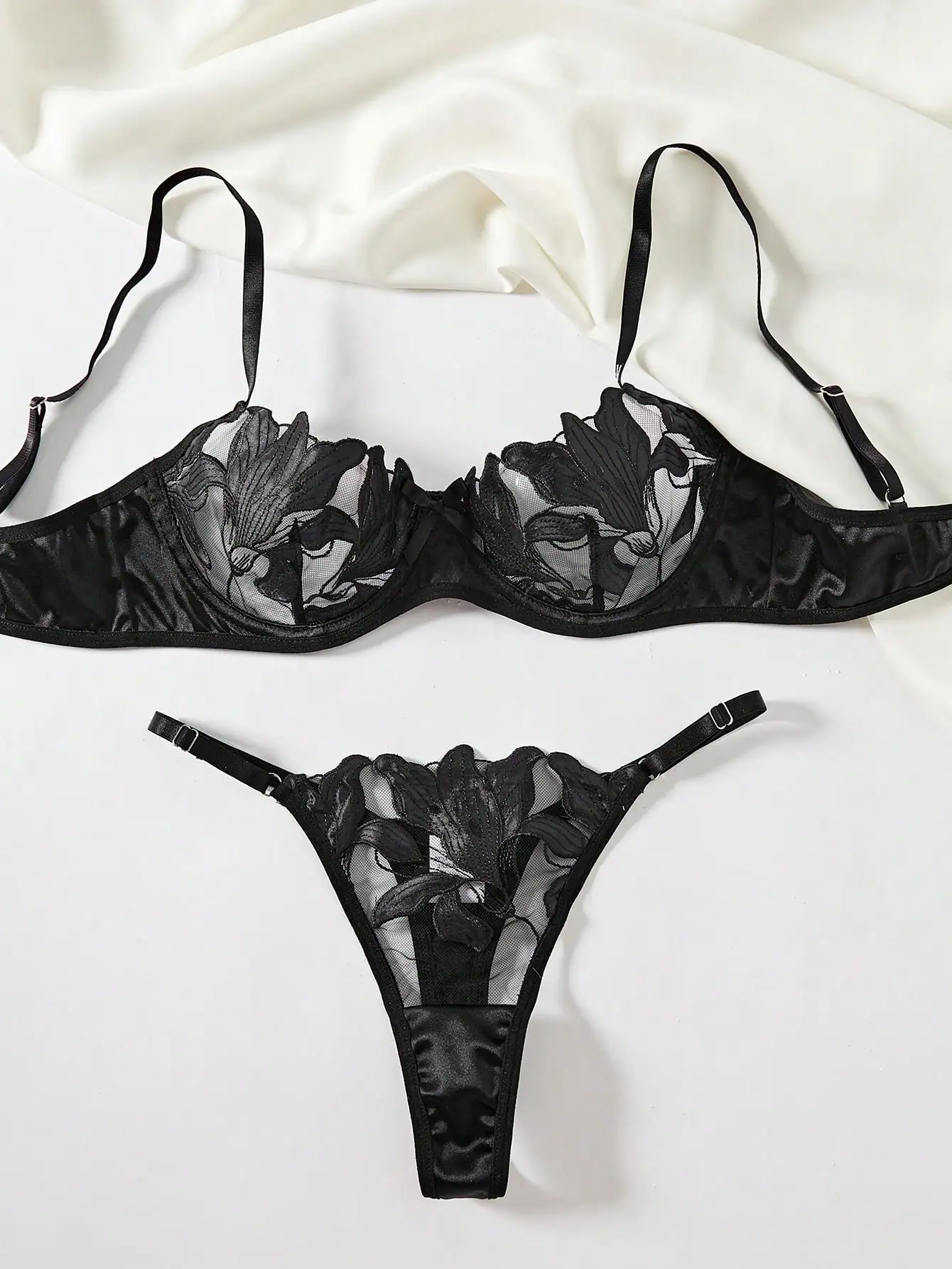 Transparent Floral Two Pieces Exquisite Lace Lingerie Set Ultrathin Bra Briefs Set Solid Exotic Lingerie For Ladies 2024 Transparent Floral Two Pieces Exquisite Lace Lingerie Set Ultrathin Bra Briefs Set Solid Exotic Lingerie For Ladies 2024