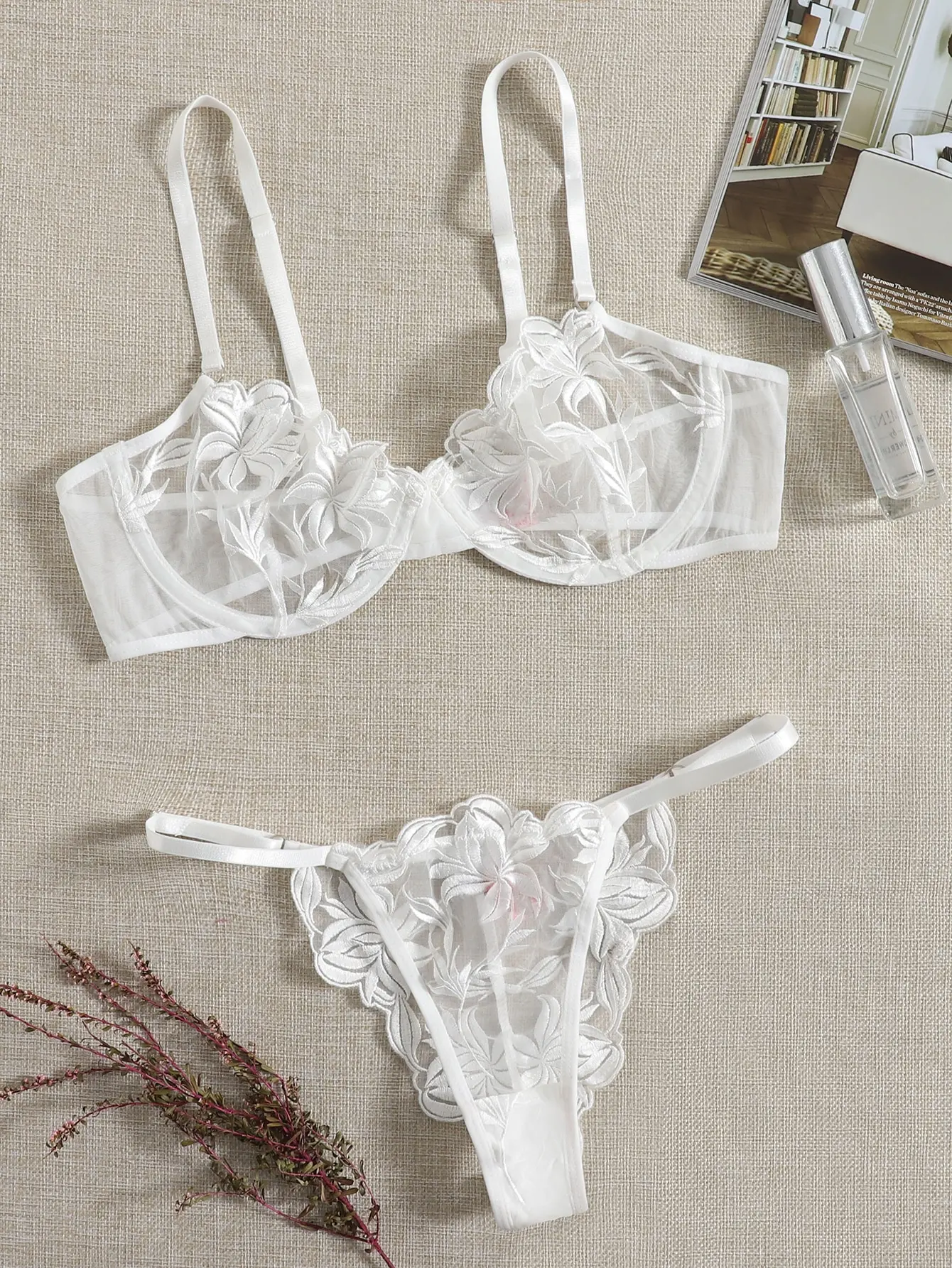 Sexy Lingerie Woman Lace Transparent Underwear Fairy Embroidery Brief Sets Delicate Bra Kit Push Up Breves Sets Erotic Bra 2024 Sexy Lingerie Woman Lace Transparent Underwear Fairy Embroidery Brief Sets Delicate Bra Kit Push Up Breves Sets Erotic Bra 2024
