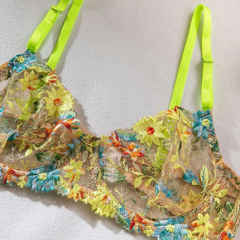 Women Bra and Briefs Sets Lace Flower Embroidery Sexy Perspective Underwire Erotic Lingerie Panty Two-Piece Underwear Set 2023 Women Bra and Briefs Sets Lace Flower Embroidery Sexy Perspective Underwire Erotic Lingerie Panty Two-Piece Underwear Set 2023