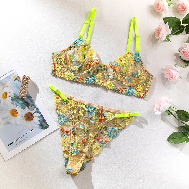 Women Bra and Briefs Sets Lace Flower Embroidery Sexy Perspective Underwire Erotic Lingerie Panty Two-Piece Underwear Set 2023 Women Bra and Briefs Sets Lace Flower Embroidery Sexy Perspective Underwire Erotic Lingerie Panty Two-Piece Underwear Set 2023