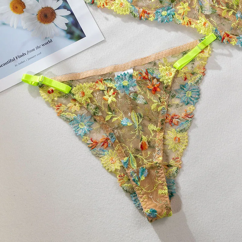 Women Bra and Briefs Sets Lace Flower Embroidery Sexy Perspective Underwire Erotic Lingerie Panty Two-Piece Underwear Set 2023 Women Bra and Briefs Sets Lace Flower Embroidery Sexy Perspective Underwire Erotic Lingerie Panty Two-Piece Underwear Set 2023