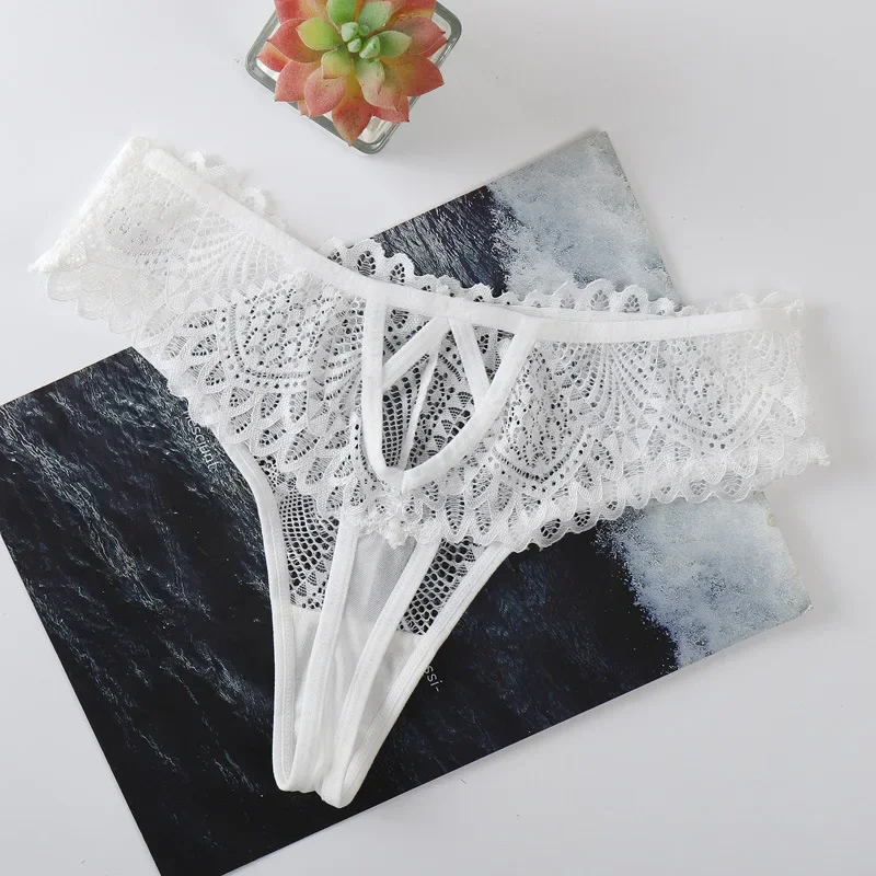 Women's Lace Thongs Lingerie Intimates Woman T-back Soft T-panties Designed Tangas Mujer Sexy String Panties Thongs Women Sexy