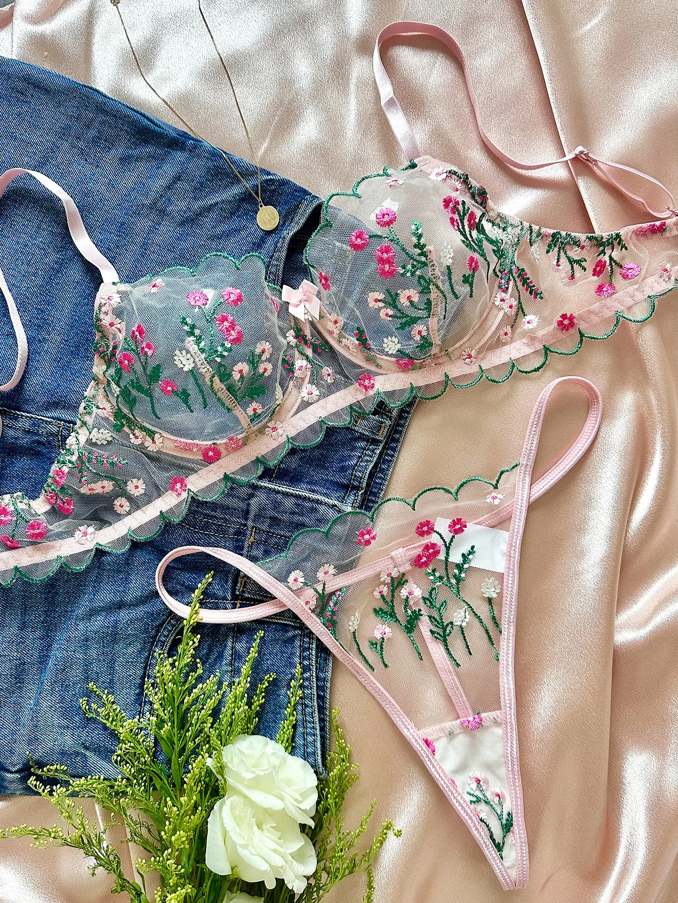 Yimunancy 2-Piece Floral Lingerie Set Women Embroidery Boho Bra + Thong Underwear Set Intimates