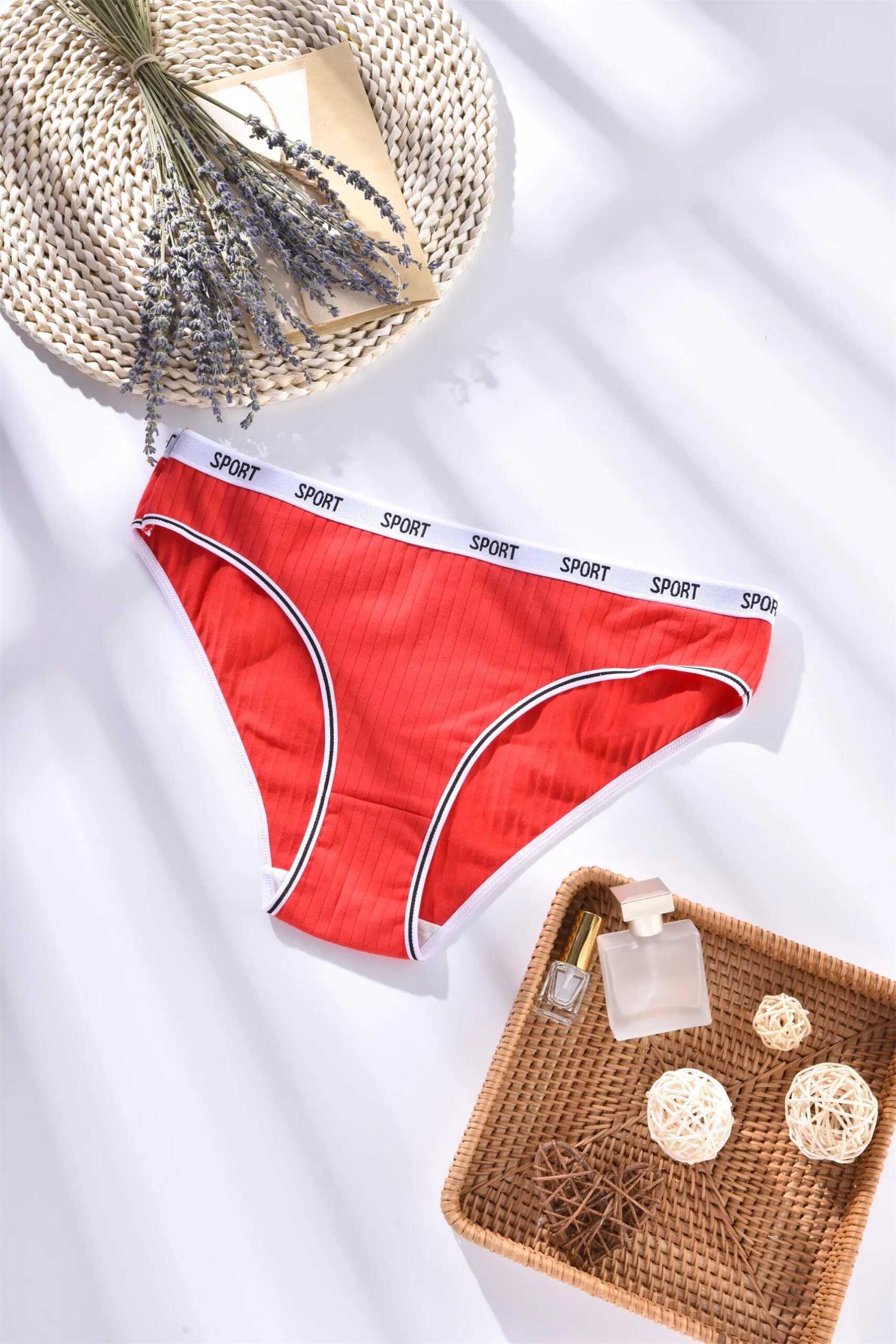 Cute Girl Briefs Cotton Fashion Letter Women Underwear Soft Breathable Triangle Pants Mid Waist Sexy Comfortable Lingerie Bright Cute Girl Briefs Cotton Fashion Letter Women Underwear Soft Breathable Triangle Pants Mid Waist Sexy Comfortable Lingerie Bright