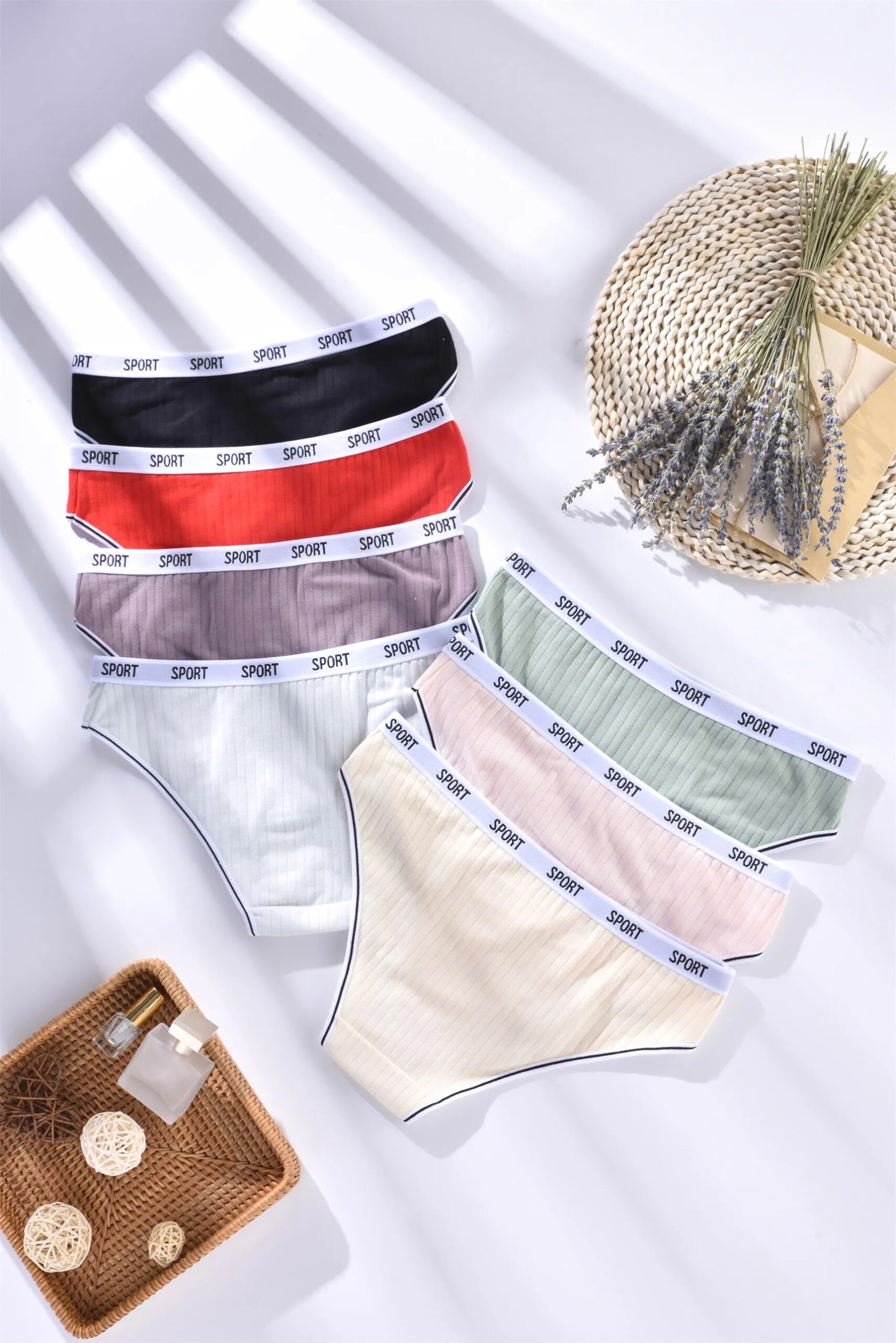 Cute Girl Briefs Cotton Fashion Letter Women Underwear Soft Breathable Triangle Pants Mid Waist Sexy Comfortable Lingerie Bright Cute Girl Briefs Cotton Fashion Letter Women Underwear Soft Breathable Triangle Pants Mid Waist Sexy Comfortable Lingerie Bright