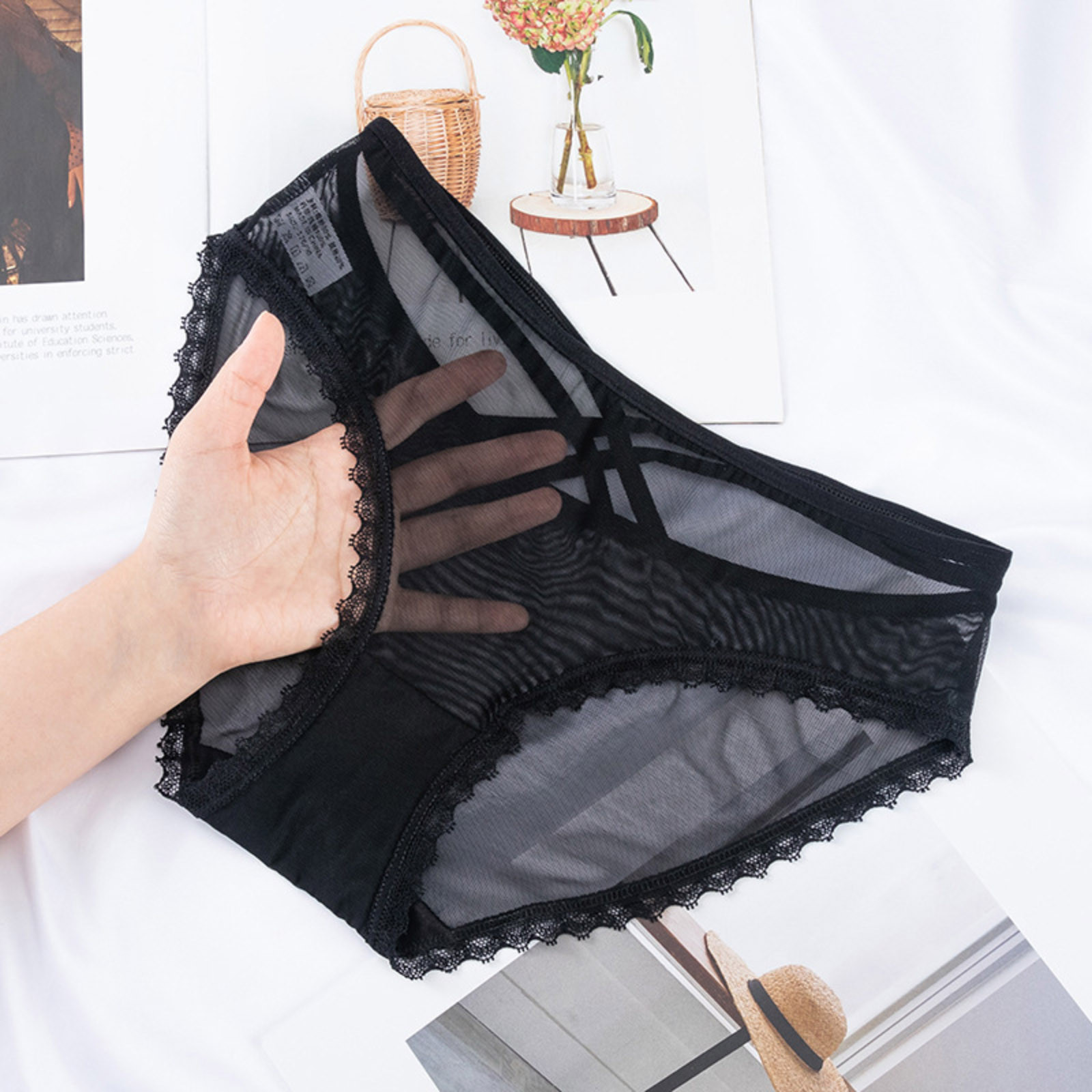 Women's Sexy Black Lace Panties High Waist Plus Size Briefs For Women Traceless Temptation Embroidery Lingerie For Ladies