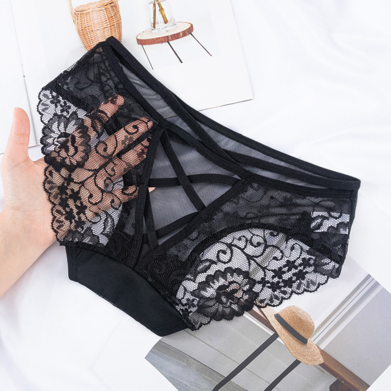 Women's Sexy Black Lace Panties High Waist Plus Size Briefs For Women Traceless Temptation Embroidery Lingerie For Ladies