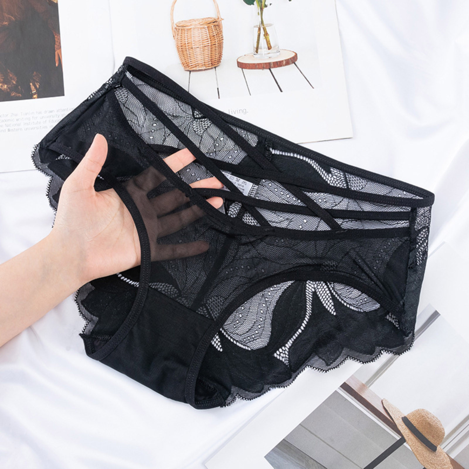 Women's Sexy Black Lace Panties High Waist Plus Size Briefs For Women Traceless Temptation Embroidery Lingerie For Ladies