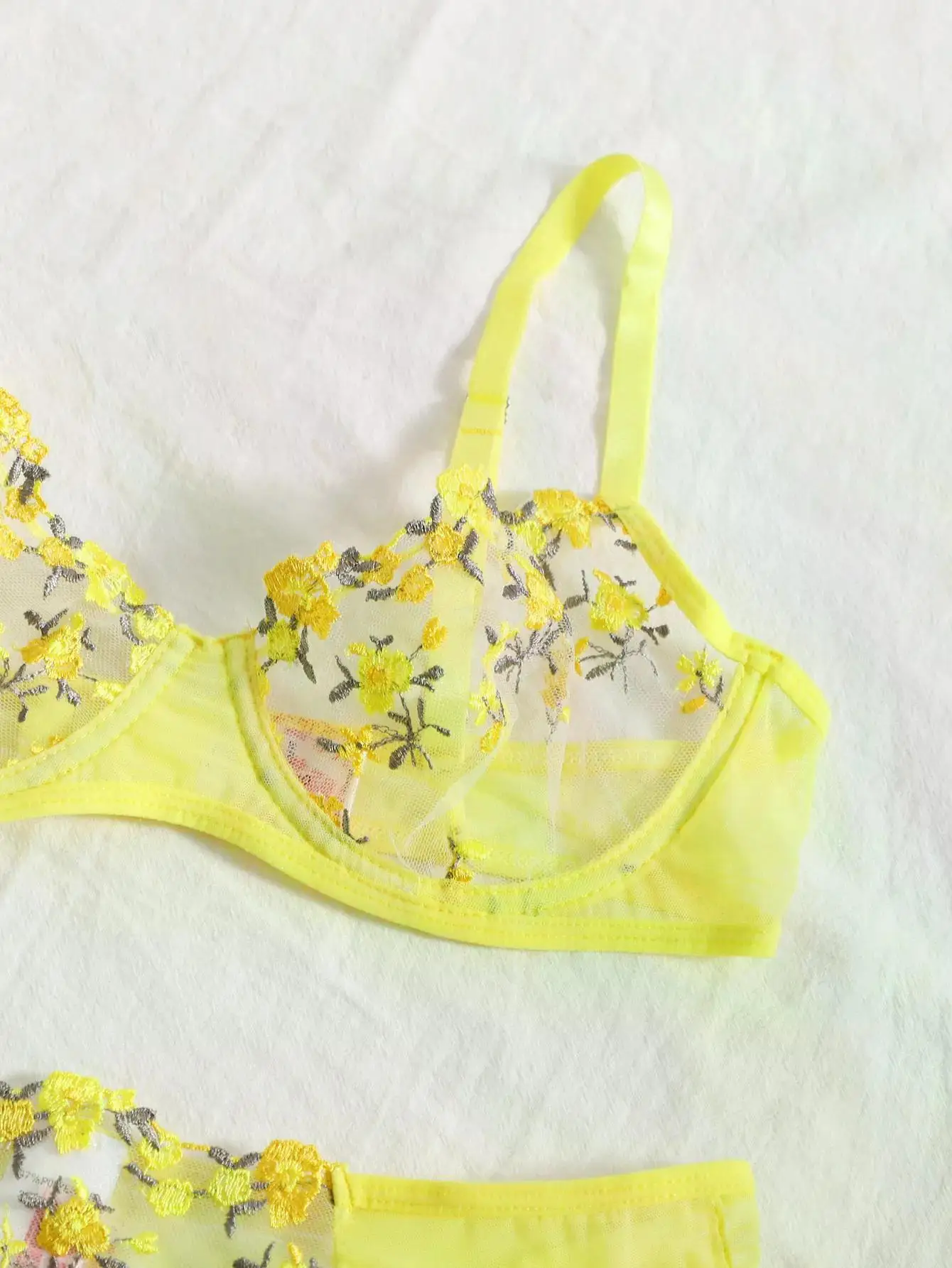 Transperant Lingerie Set Women Mesh Net Sexi Lenceria Sensual Mujer Bra Sets Embroidery Floral Underwired Transperant Lingerie Set Women Mesh Net Sexi Lenceria Sensual Mujer Bra Sets Embroidery Floral Underwired