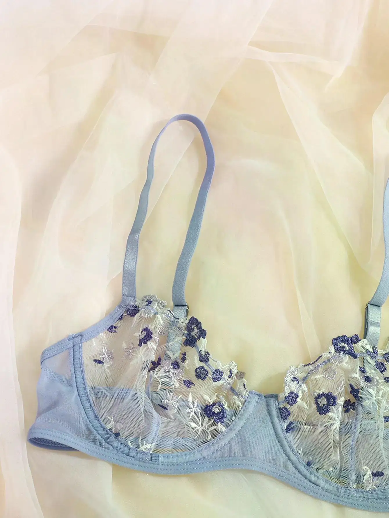 Transperant Lingerie Set Women Mesh Net Sexi Lenceria Sensual Mujer Bra Sets Embroidery Floral Underwired Transperant Lingerie Set Women Mesh Net Sexi Lenceria Sensual Mujer Bra Sets Embroidery Floral Underwired