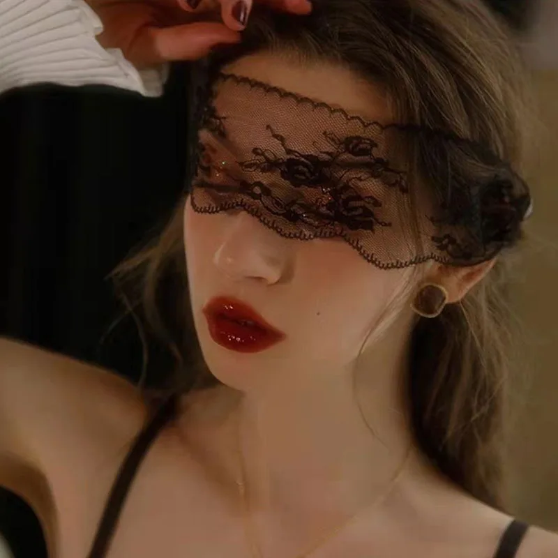 Exotic Women Black Hollow Lace Transparent Eye Masks White Cutout Patch Blindfolds Apparel Style Bandage Strap Sexy Eye Covers