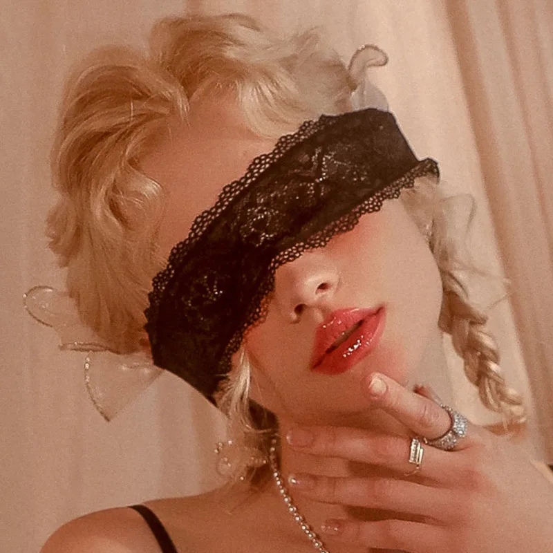Exotic Women Black Hollow Lace Transparent Eye Masks White Cutout Patch Blindfolds Apparel Style Bandage Strap Sexy Eye Covers