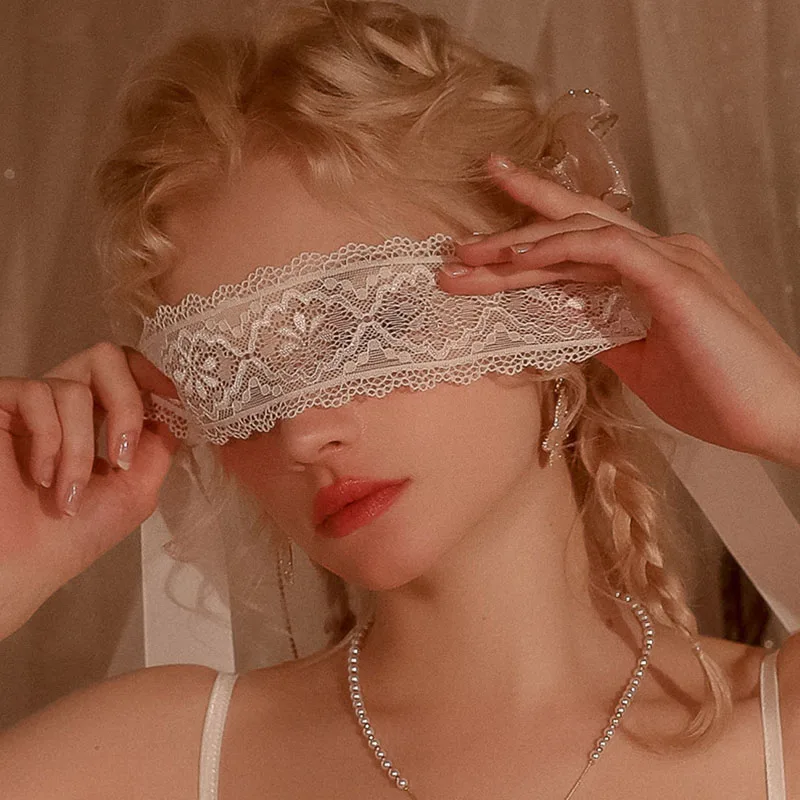 Ladies Sexy Lace Eye Mask Black White Hollow Out Adjustable See-Through Blindfolds Party Club Masquerade Masks Accessories Ladies Sexy Lace Eye Mask Black White Hollow Out Adjustable See-Through Blindfolds Party Club Masquerade Masks Accessories