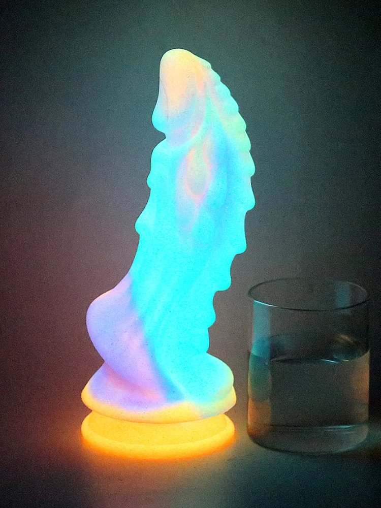 Luminous Dildos Huge Dragon Dildo Penis Silicone Glowing Monster Dildo Anal Plug Buttplug Female Masturbator Sex Toys for Women