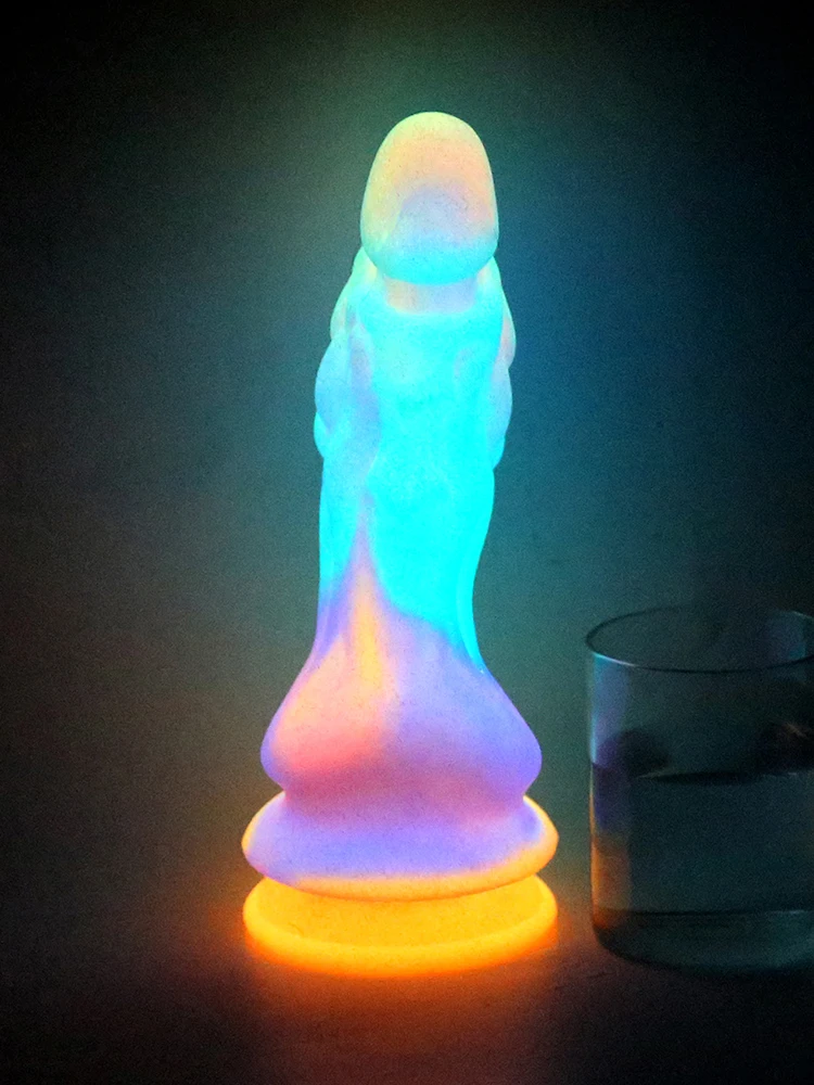 Luminous Dildos Huge Dragon Dildo Penis Silicone Glowing Monster Dildo Anal Plug Buttplug Female Masturbator Sex Toys for Women