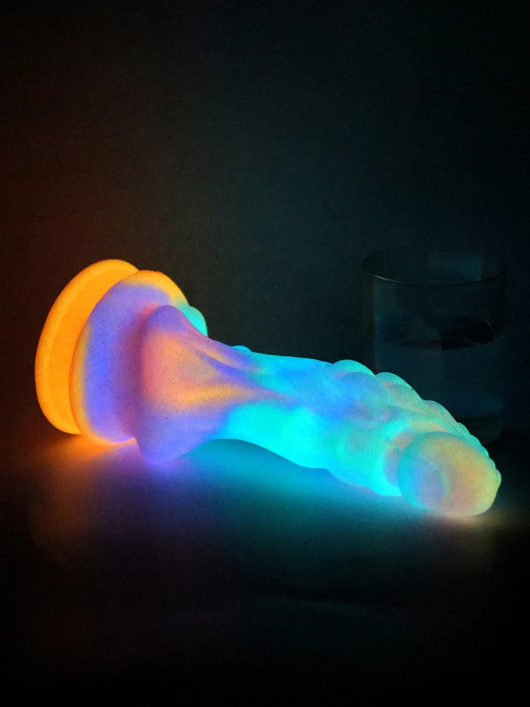 Luminous Dildos Huge Dragon Dildo Penis Silicone Glowing Monster Dildo Anal Plug Buttplug Female Masturbator Sex Toys for Women